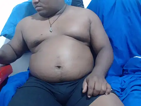 PONSE LATINO online show from January 7, 2026, 1:10 am