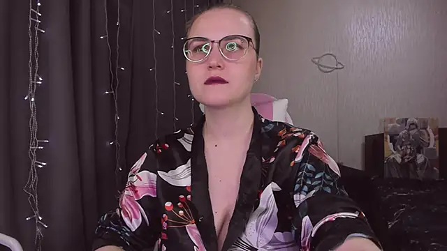 MissBrightShine online show from January 13, 2026, 10:30 am