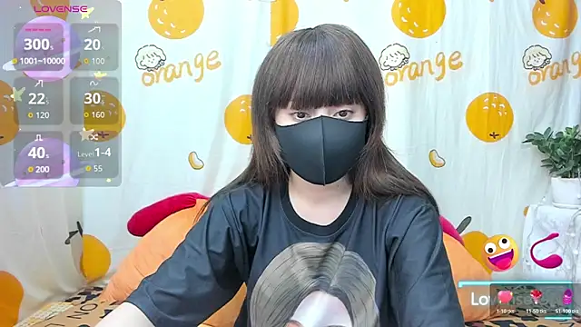 Snapshot of alonelove__ chatting on May 6, 2026, 2:04 am alonelove online show from May 6, 2026, 2:04 am