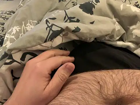 Benni81nrw online show from February 5, 2026, 4:36 pm