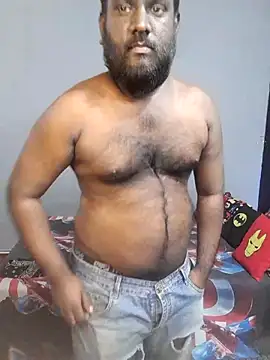 Rayansmith  online show from November 21, 2025, 11:48 pm