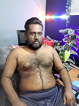 Rayansmith  online show from December 17, 2025, 2:05 am