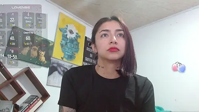 ZoeBakers  online show from February 17, 2026, 3:53 pm