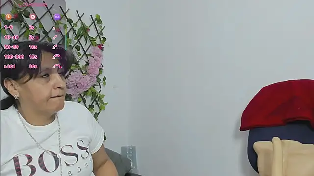 merlyna goldens online show from November 21, 2025, 11:26 pm