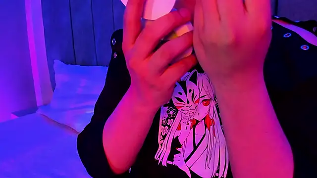 Snapshot of Satuurn_ chatting on January 17, 2025, 2:18 pm Satuurn online show from January 17, 2025, 2:18 pm