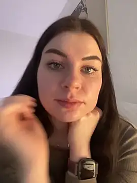 EllyNora online show from February 13, 2026, 3:56 pm