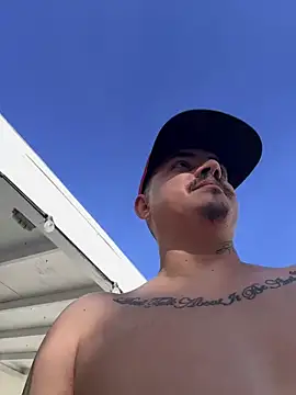 PeterGrandee online show from February 18, 2025, 11:19 pm