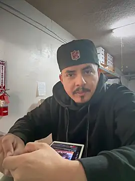 PeterGrandee online show from March 5, 2025, 4:57 pm