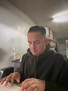 PeterGrandee online show from December 26, 2024, 8:21 pm