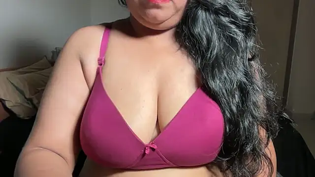Snapshot of soniasharma0223 chatting on July 17, 2026, 11:57 pm soniasharma0223 online show from July 17, 2026, 11:57 pm
