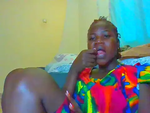 prettychic5 online show from May 9, 2026, 12:30 pm