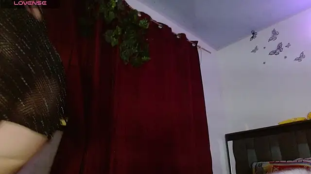 Snapshot of DULCE_ZOE chatting on February 24, 2026, 7:09 am DULCE ZOE online show from February 24, 2026, 7:09 am