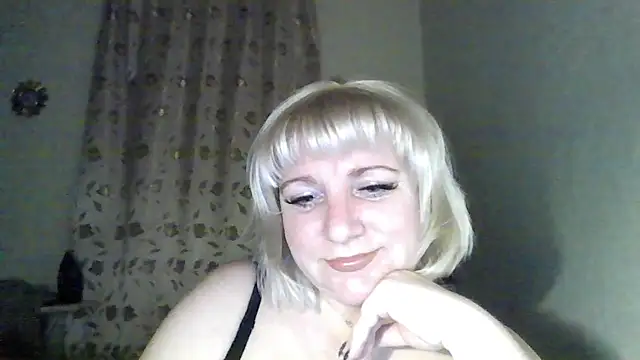 MeilomaWesa online show from February 5, 2026, 6:48 pm