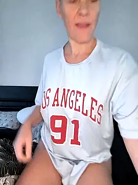 DarleenHot online show from October 27, 2025, 6:47 am