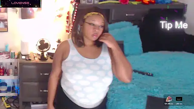 temptressbeauty24 online show from November 13, 2025, 5:33 am