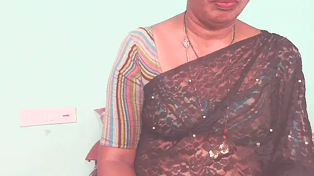 Snapshot of shrutitelugu69 chatting on May 30, 2026, 12:44 pm shrutitelugu69 online show from May 30, 2026, 12:44 pm
