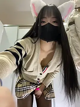 Snapshot of Asia-Lynn chatting on January 16, 2025, 10:53 am Asia-Lynn online show from January 16, 2025, 10:53 am