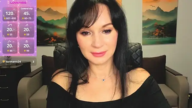 Sofia Ford online show from November 30, 2025, 1:23 pm