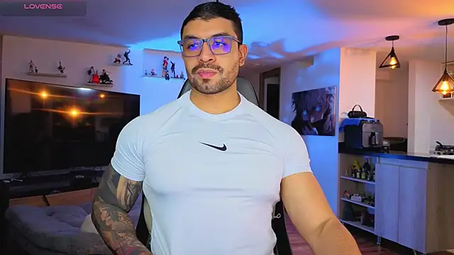 Michael Diamond online show from October 23, 2025, 3:05 am