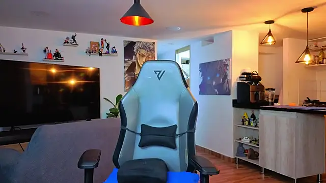 Michael Diamond online show from April 10, 2026, 2:18 am