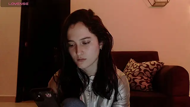 Snapshot of AlissonnFoxx chatting on January 12, 2025, 7:00 am AlissonnFoxx online show from January 12, 2025, 7:00 am