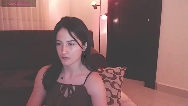 Snapshot of AlissonnFoxx chatting on September 10, 2025, 5:17 am AlissonnFoxx online show from September 10, 2025, 5:17 am