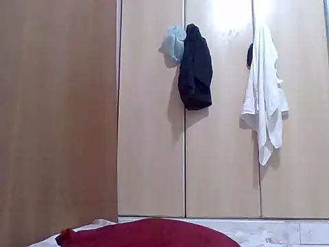 sweet-fancy online show from December 19, 2025, 11:34 am