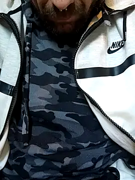 PIercingBoy38 online show from October 1, 2025, 11:36 am