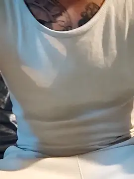 PIercingBoy38 online show from September 8, 2025, 5:56 pm