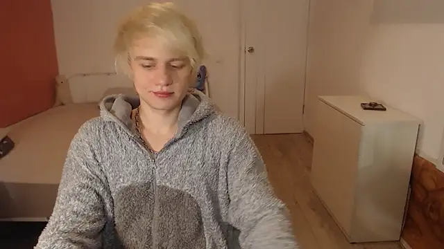 Oliver sweet  online show from February 4, 2026, 1:44 am