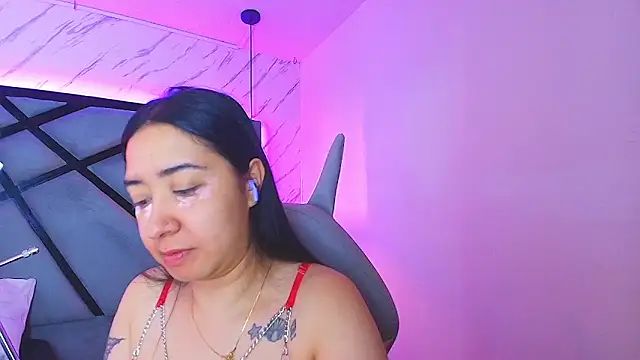 sayumi dirty online show from March 4, 2026, 7:10 pm