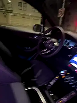 SpunsieLove online show from December 5, 2025, 11:42 am