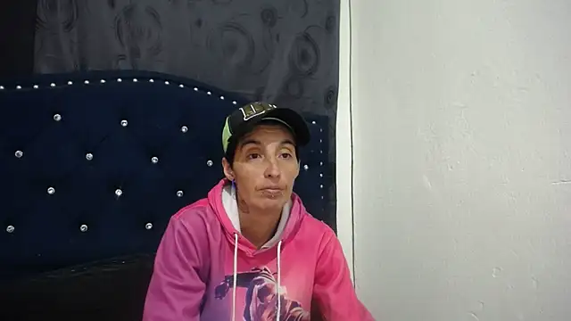 anyu1306 online show from February 5, 2025, 3:55 am