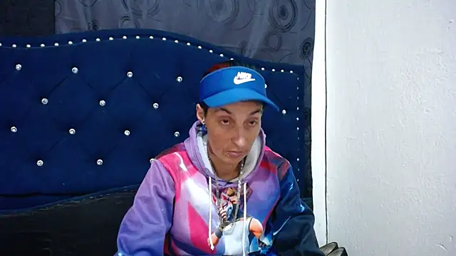 anyu1306 online show from February 28, 2025, 1:37 am