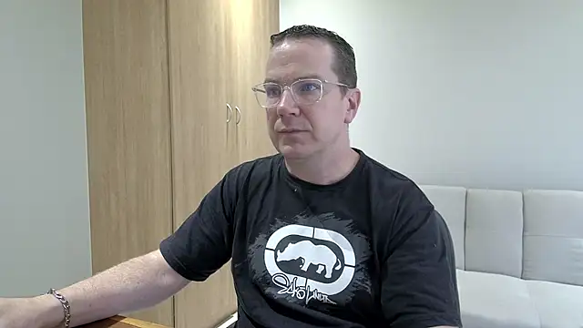 BrettJ81 online show from January 12, 2026, 2:13 pm