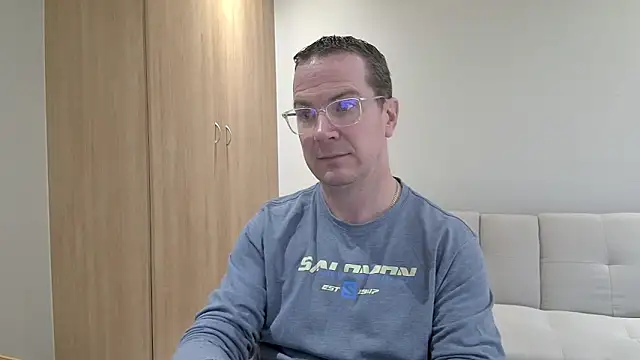 BrettJ81 online show from May 25, 2026, 2:16 pm