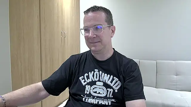 BrettJ81 online show from November 27, 2025, 1:00 pm