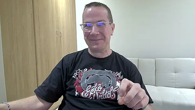 BrettJ81 online show from May 27, 2026, 2:46 pm