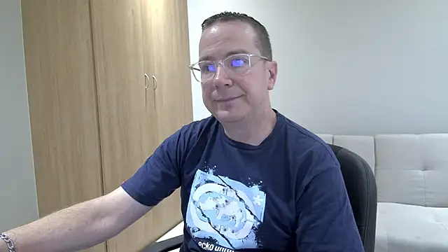 BrettJ81 online show from March 1, 2026, 3:12 pm