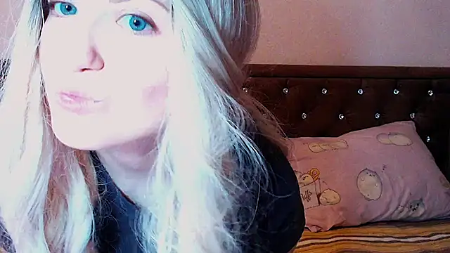 Sara4uu online show from September 20, 2025, 10:48 pm