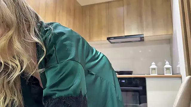 mommy nadin online show from February 21, 2026, 5:15 pm