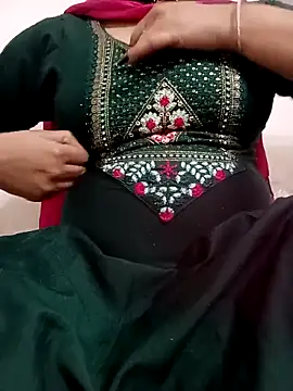 Snapshot of 09punjabi chatting on October 8, 2025, 8:27 am 09punjabi online show from October 8, 2025, 8:27 am