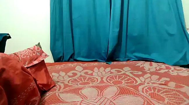 koushikz0xh online show from February 3, 2025, 1:19 pm