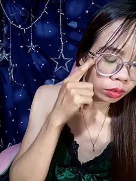   Mai-love19   online show from October 19, 2025, 1:03 pm