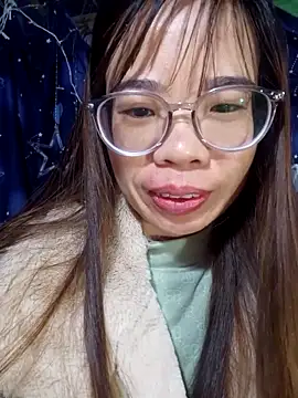   Mai-love19   online show from November 22, 2025, 10:30 pm