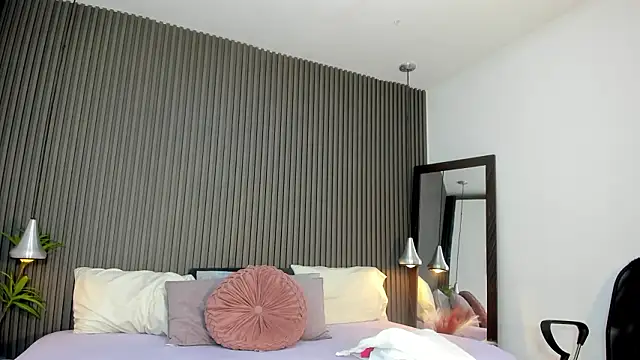 pervert lizza online show from March 27, 2026, 11:44 am