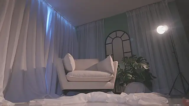 Snapshot of AmyArmstrong chatting on February 17, 2026, 9:12 pm AmyArmstrong online show from February 17, 2026, 9:12 pm