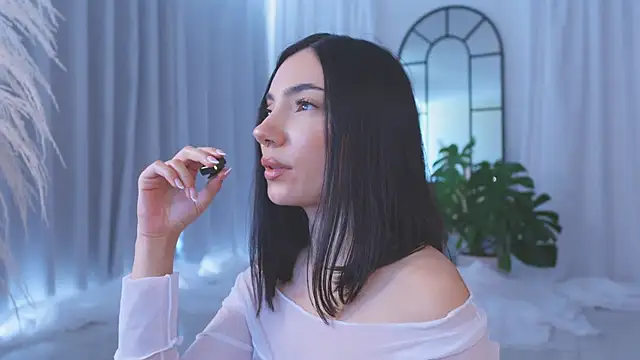 AmyArmstrong online show from November 21, 2025, 9:36 pm