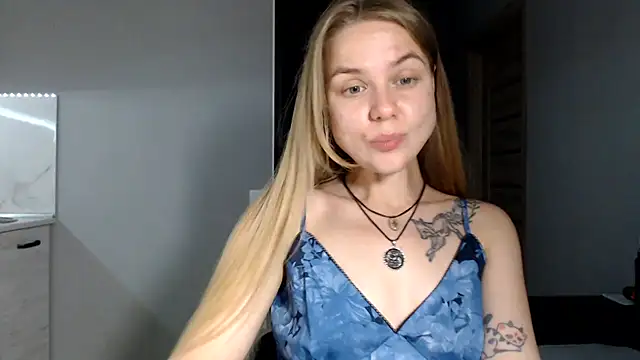 Snapshot of Sunbeam_ chatting on June 12, 2026, 9:23 pm Sunbeam online show from June 12, 2026, 9:23 pm