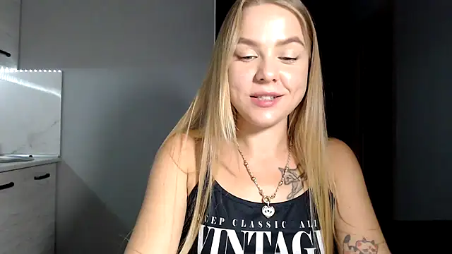 Sunbeam  online show from September 25, 2025, 9:21 pm